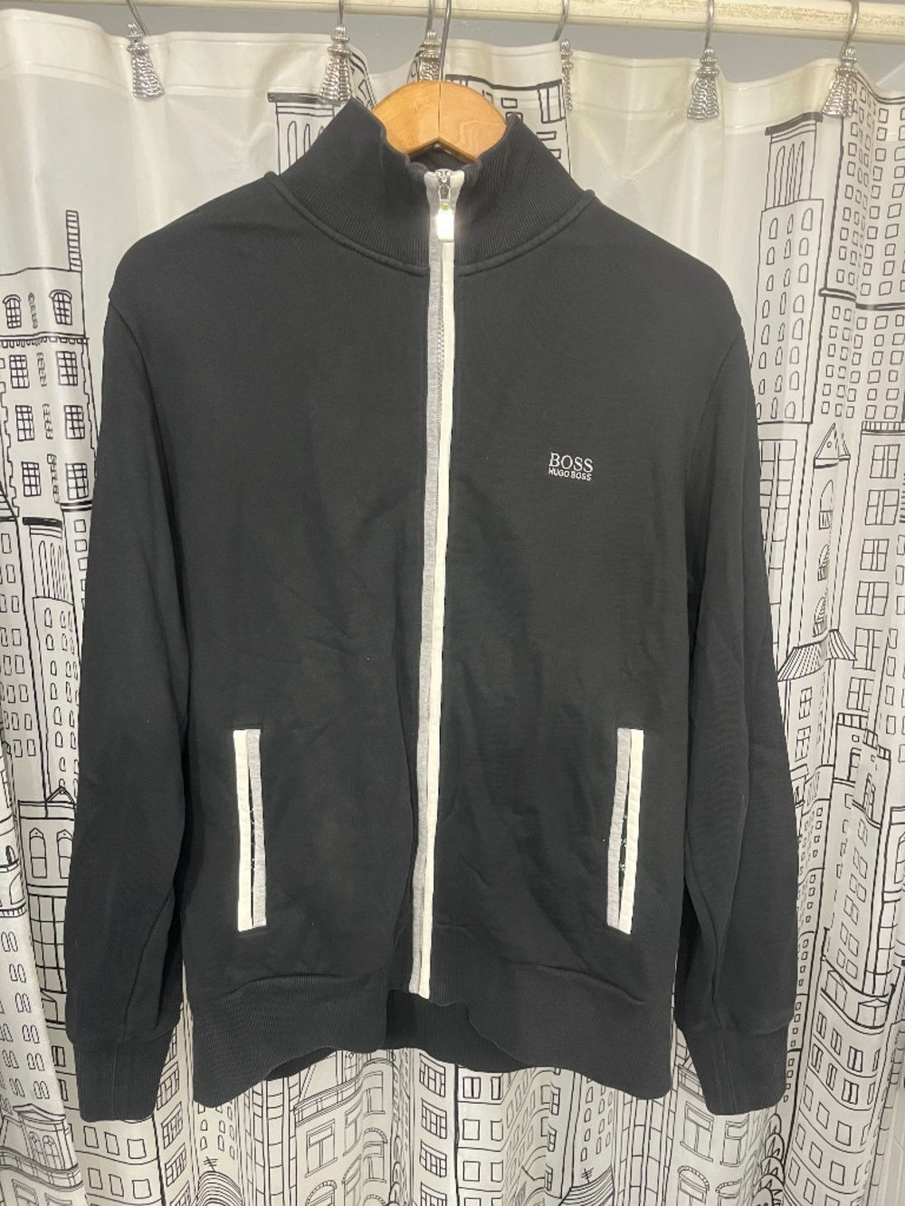 Hugo boss men’s black track jacket sweater size m